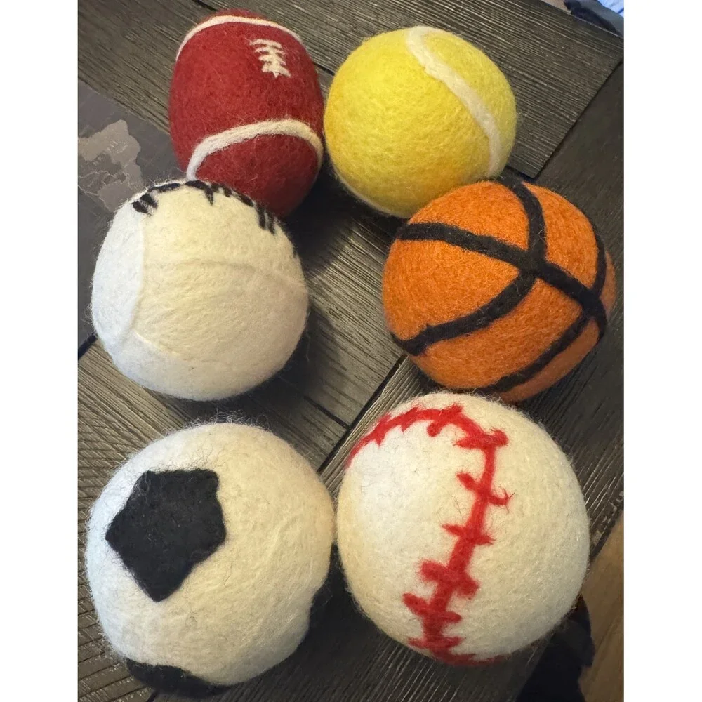 New Cool Vybes Wool Athletic Dryer Balls Set of (6) Football Baseball
